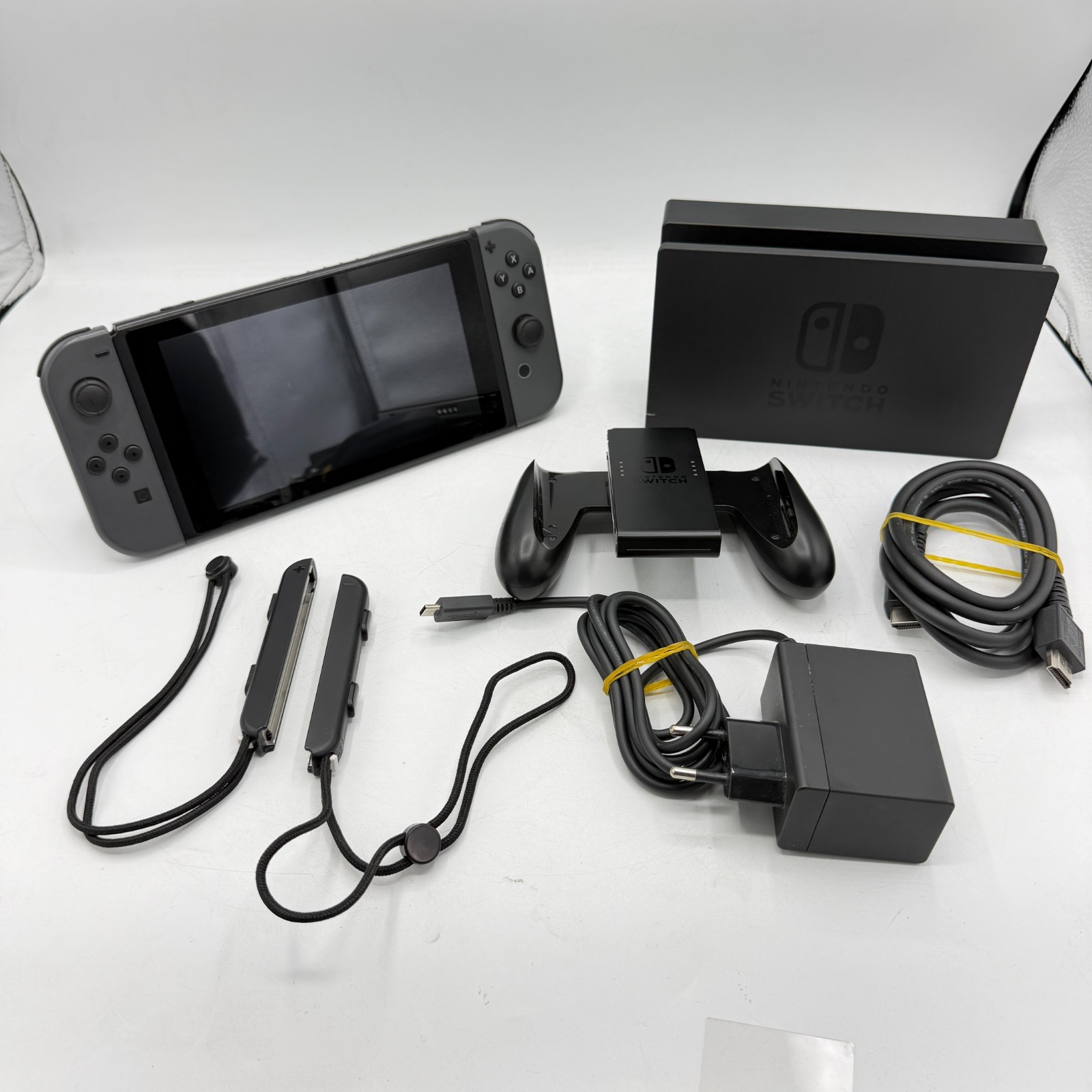 Console Nintendo Switch Seriale Basso XAJ4 Accessori Originali Testata