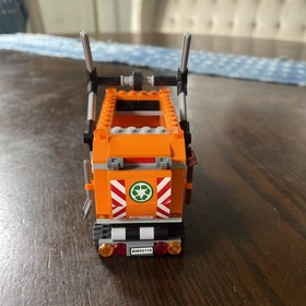 LEGO City #60118: Garage Truck Incomplete | Sold As Pictured | Free Shipping!!!