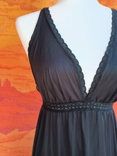 Vintage Olga Secret Hug Black Gown