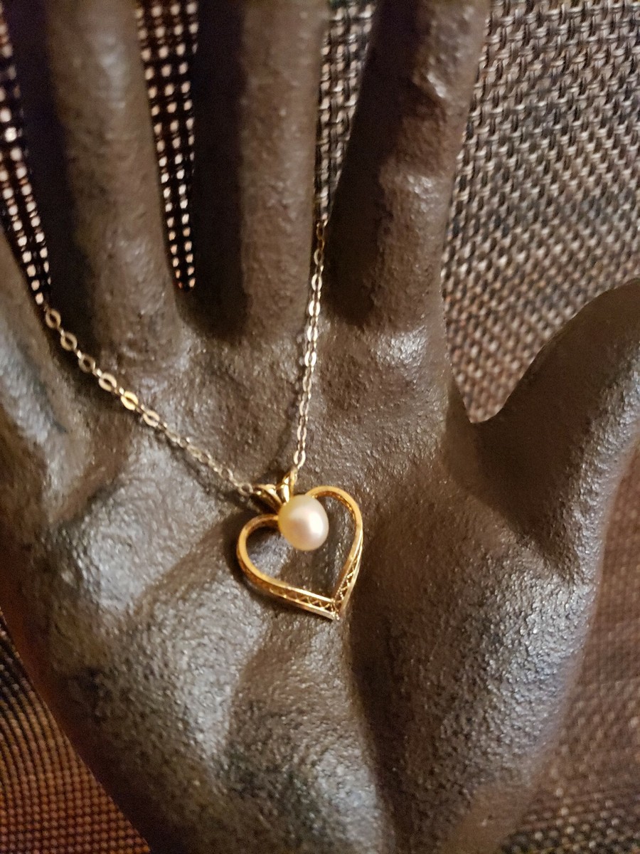 TATIANA☆[Silver925] Heart inside Pearl Necklace Designer