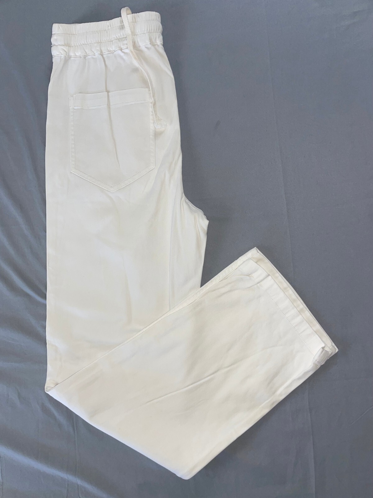 Faherty Pull On Essential Drawstring Pants in Whi… - image 2