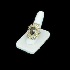US Seller White Leatherette Single Finger Ring Jewelry Display
