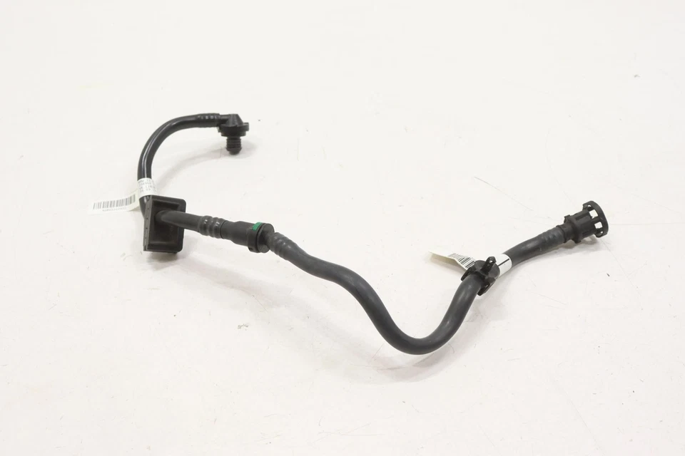 2020 - 2023 BMW 540I G30 BRAKE BOOSTER VACUUM HOSE TUBE PIPE OEM 11668664528 - Image 2 of 4