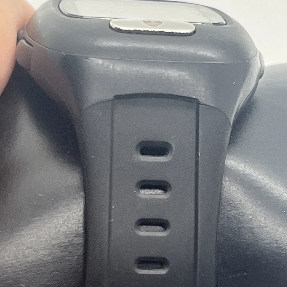 Relógio Wego unissex sensor de frequência cardíaca e oxigênio pulseira de borracha preta como está - Imagem 4 de 4