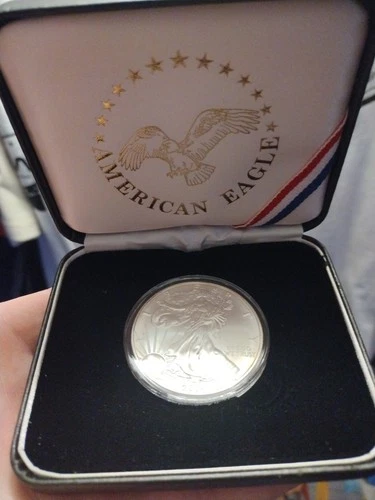 2004 W US Mint American Eagle Silver Dollar Proof 1 oz COA Included