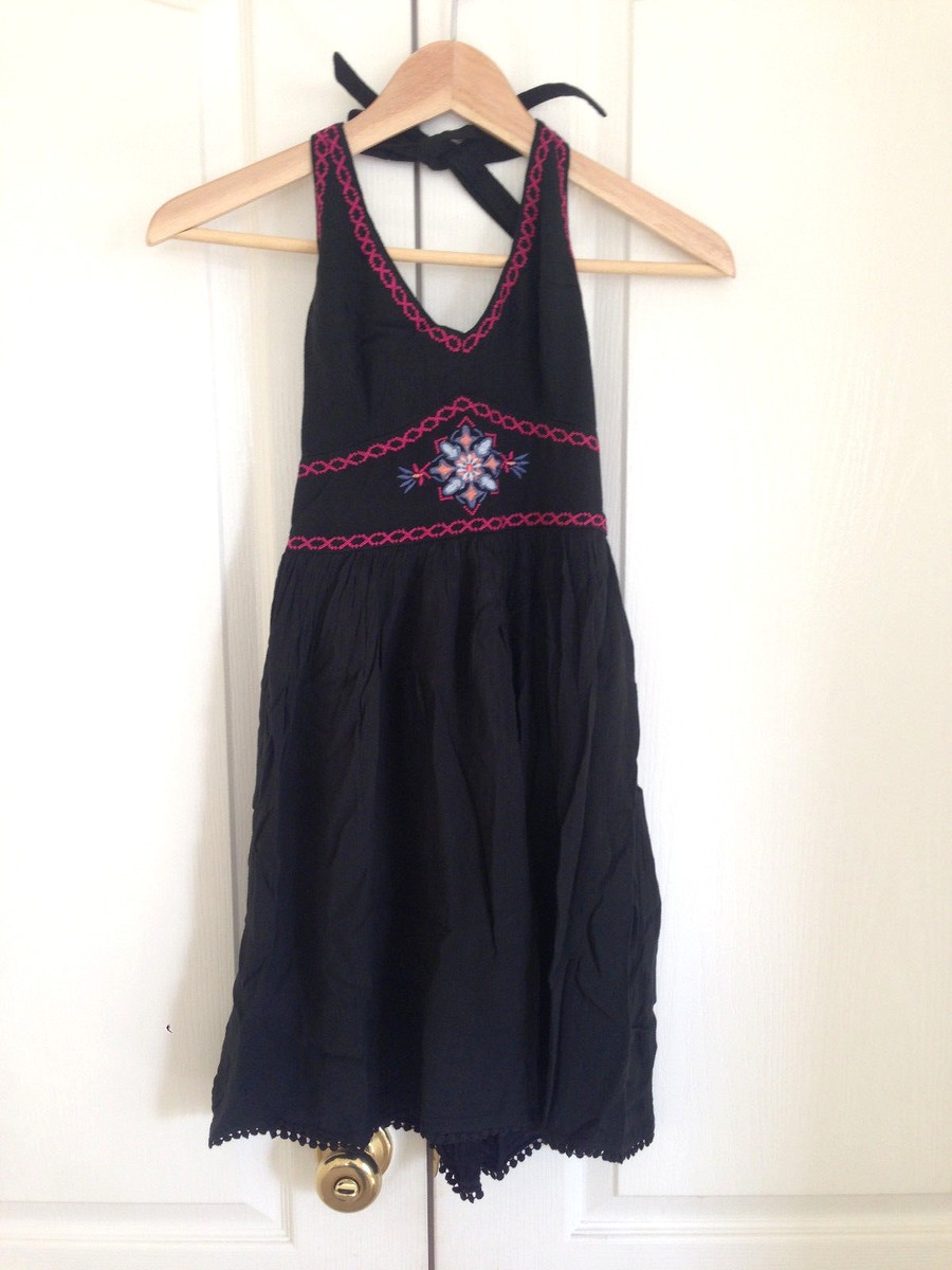 Hollister Women Black Embroidered Floral Halter Tie Smocked Back