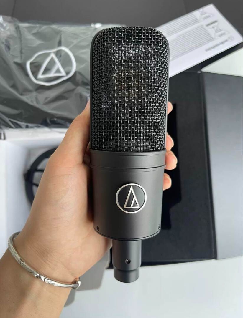 Audio-Technica AT4040 Black Cardioid Condenser Microphone Studio