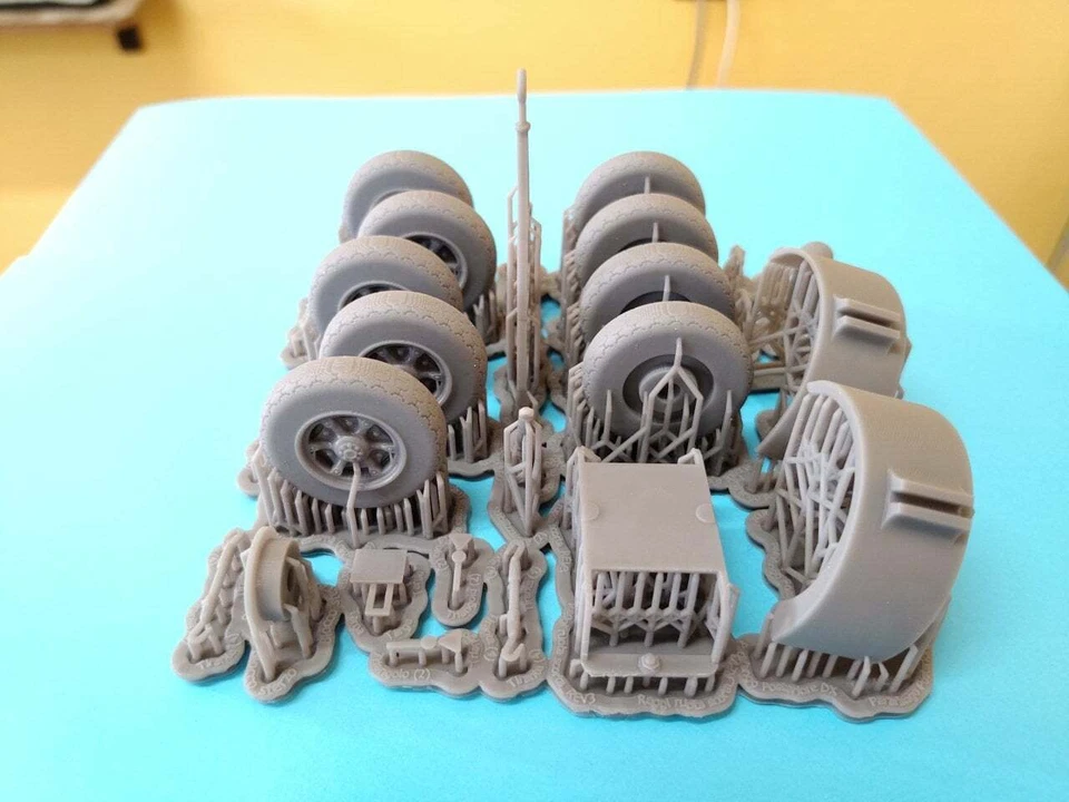 RIMORCHIO BLINDATO VIBERTI WIP3D-35033 scala 1/35 Kit in Resina - Immagine 2 di 4