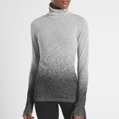 Athleta Women s Flurry Base Layer Ombré Turtleneck Pebble Grey/White M
