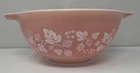 Pyrex Vintage Pink Gooseberry Cinderella Mixing Bowl #442, 1.5  Quart
