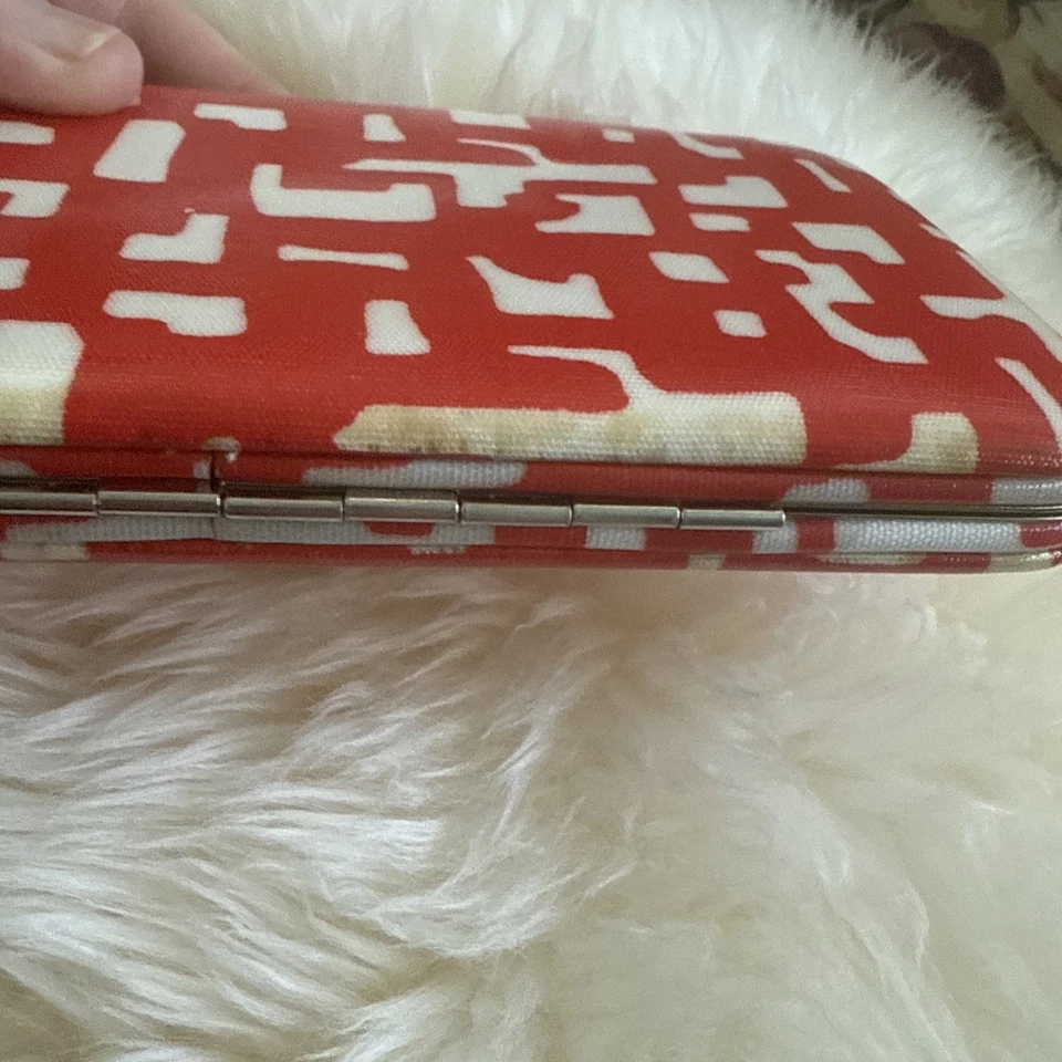 Cartera de mujer Merona con broche a presión nueva pero decolorada en los bordes ver fotos Foto 3 de 4