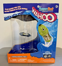 Hexbug AquaBot Wahoo with Bowl New In Box with Blue Swimming Moving Smartfish