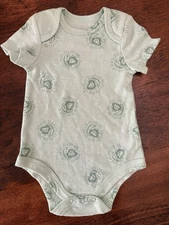 Disney Lion King Baby Bodysuit Size 0-3 M Unisex Green