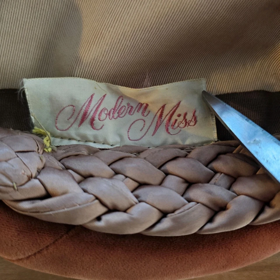 De Colección Moderno Miss Terciopelo Boina Sombrero Años 60 Trenzado Naranja Quemado Estilo Francés Twee Foto 3 de 4