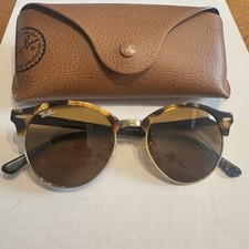 Ray-Ban Sunglasses Clubround Classic RB4246 Tortoise Brown flaw