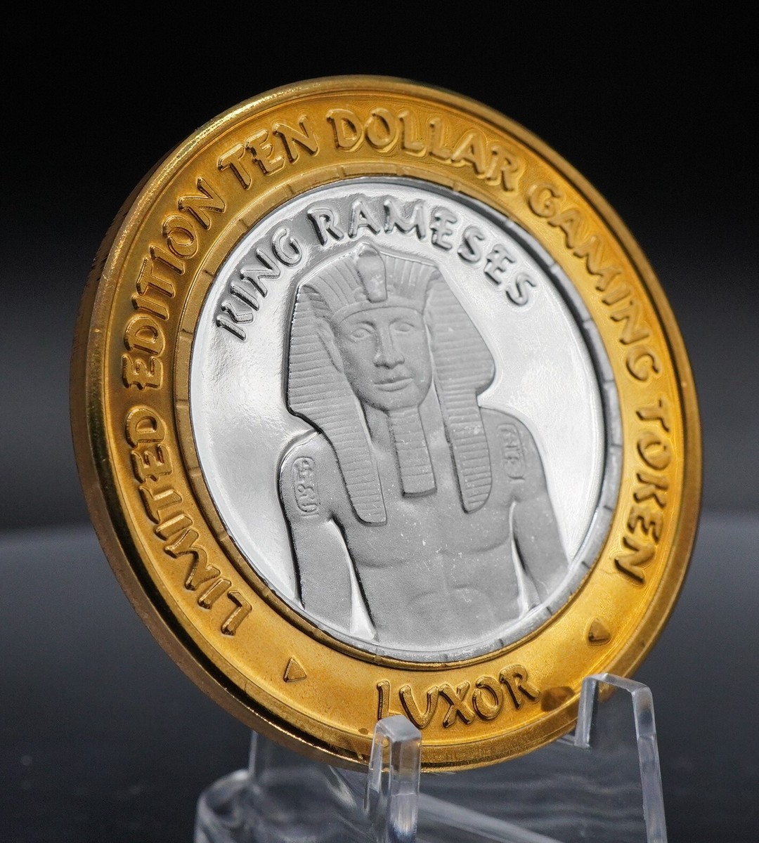 2000 Millennium Luxor King Rameses $10 game token 999 FINE Silver