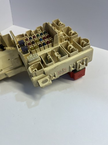 ✅2001 Lexus IS300 3.0L Dash Fuse Relay junction Box MPX Body OEM - Picture 3 of 6