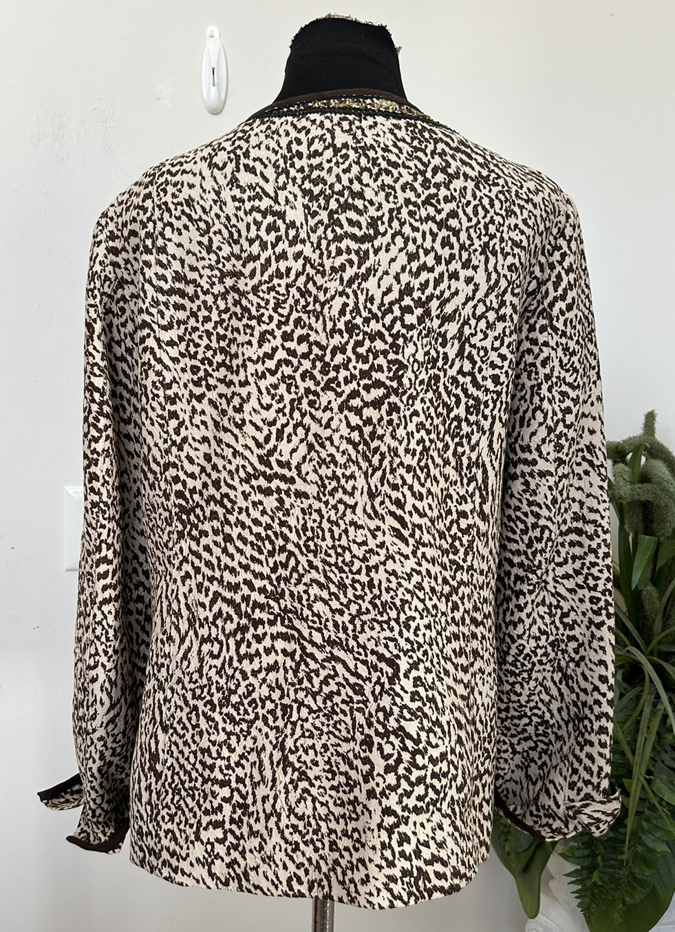 CHICO'S Leopard Print Sequence Embroidery Animal … - image 6