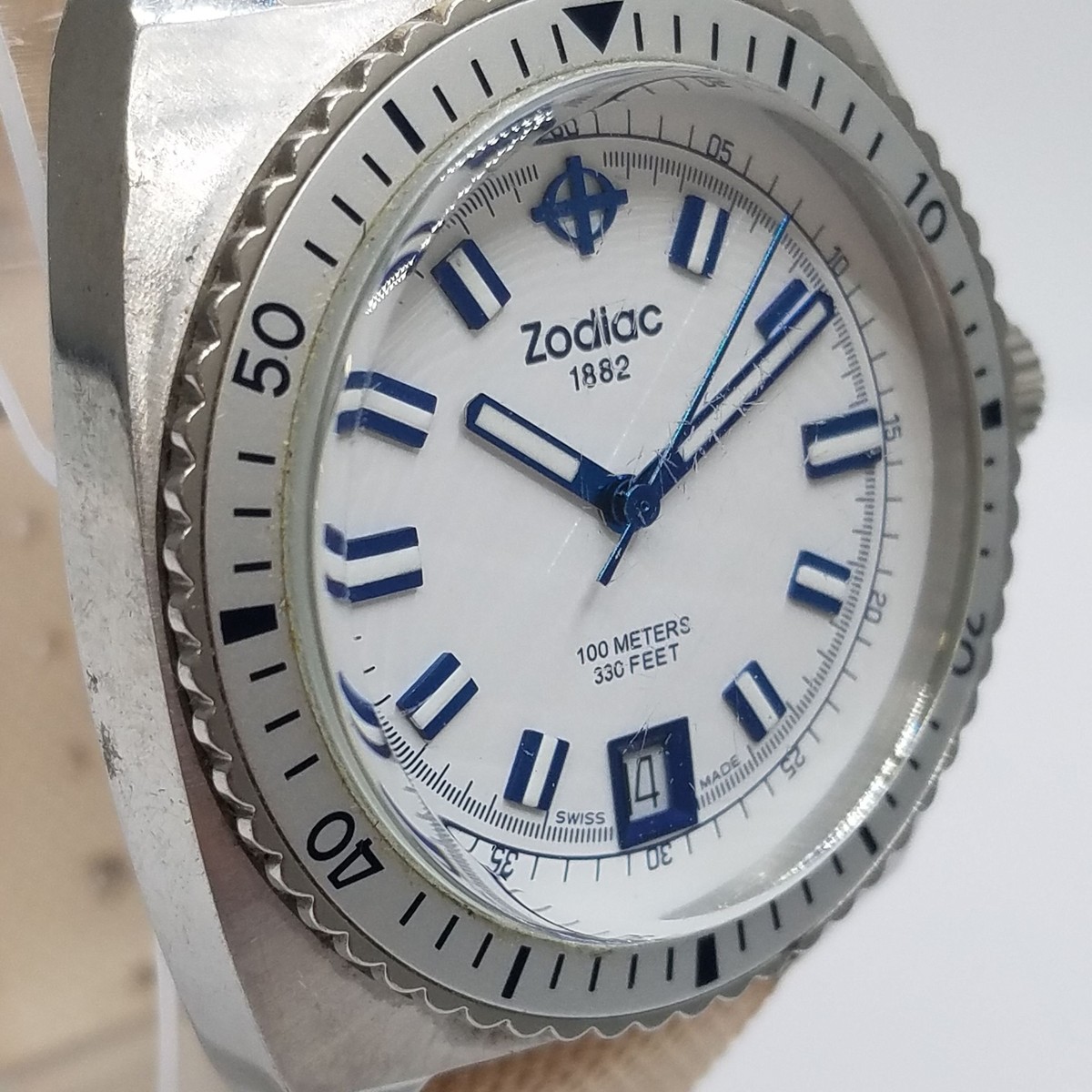 Men's Zodiac 39mm WR 330FT. White Diver's Stainless Steel Watch | eBay