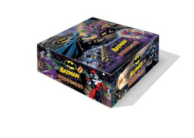 JOKER VS. BATMAN CHESS SET New