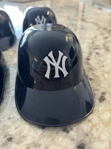 Vintage Rawlings New York Yankees Lot of 4 Mini Helmet Ice Cream Bowls Navy 5.5” - Picture 3 of 7