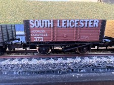 Graham Farish N Gauge 7 Plank Wagon Coal South Leicester