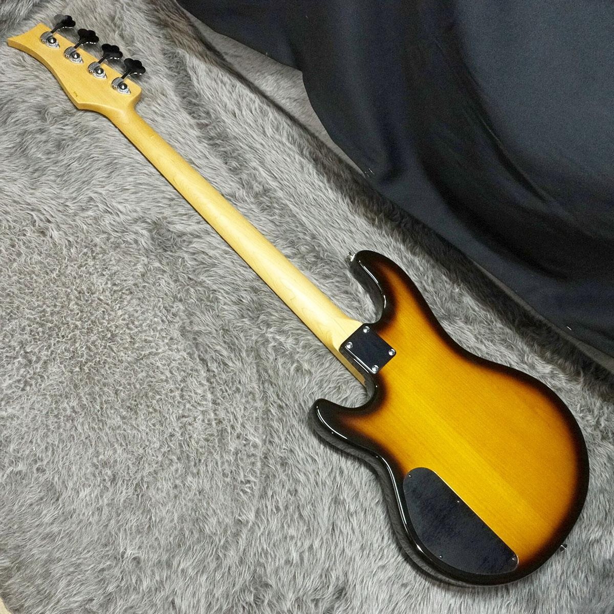 ThreeDots Guitars FB Tobacco Burst Rose Used Alder body Maple neck 