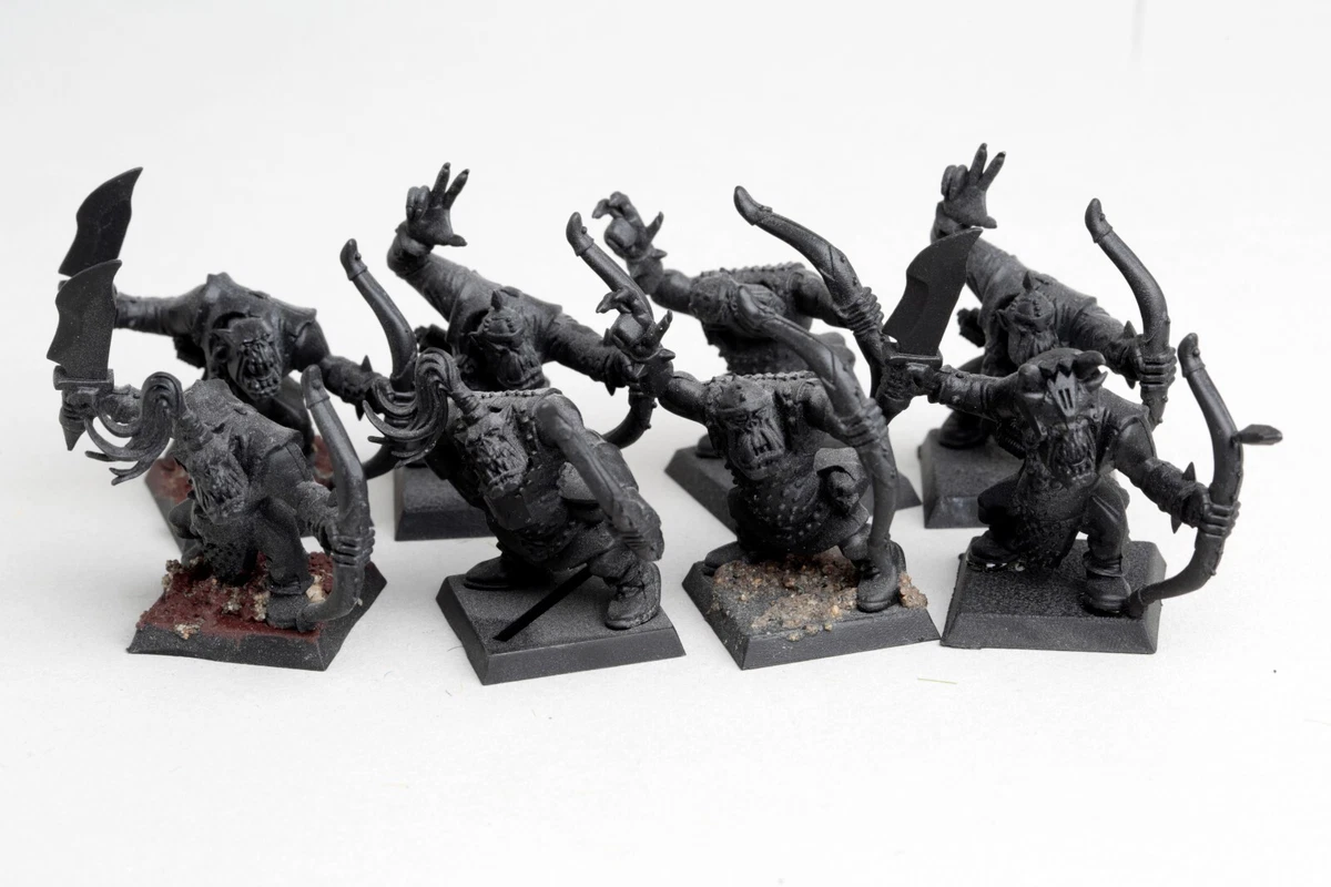 Warmaster Orchi & Goblin Notte Goblin Lancieri Stabbas Metallico
