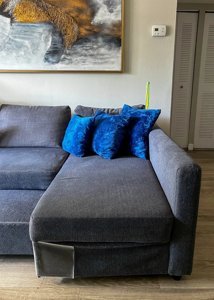 Sofá cama seccional gris moderno Foto 2 de 4