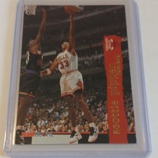 NBA Hoops Scottie Pippen #24 Chicago Bulls NBA 1993-94 Basketball Card
