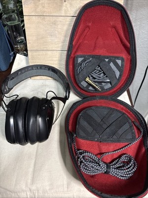 V-MODA Crossfade LP Wired StudioHeadphones with Cables Note: Headset Peeling