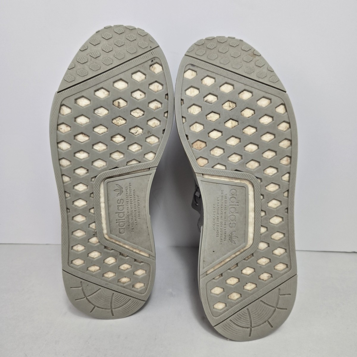 adidas gazelle silver green womens Adidas Men's NMD R1 Shoes (Size 44)
