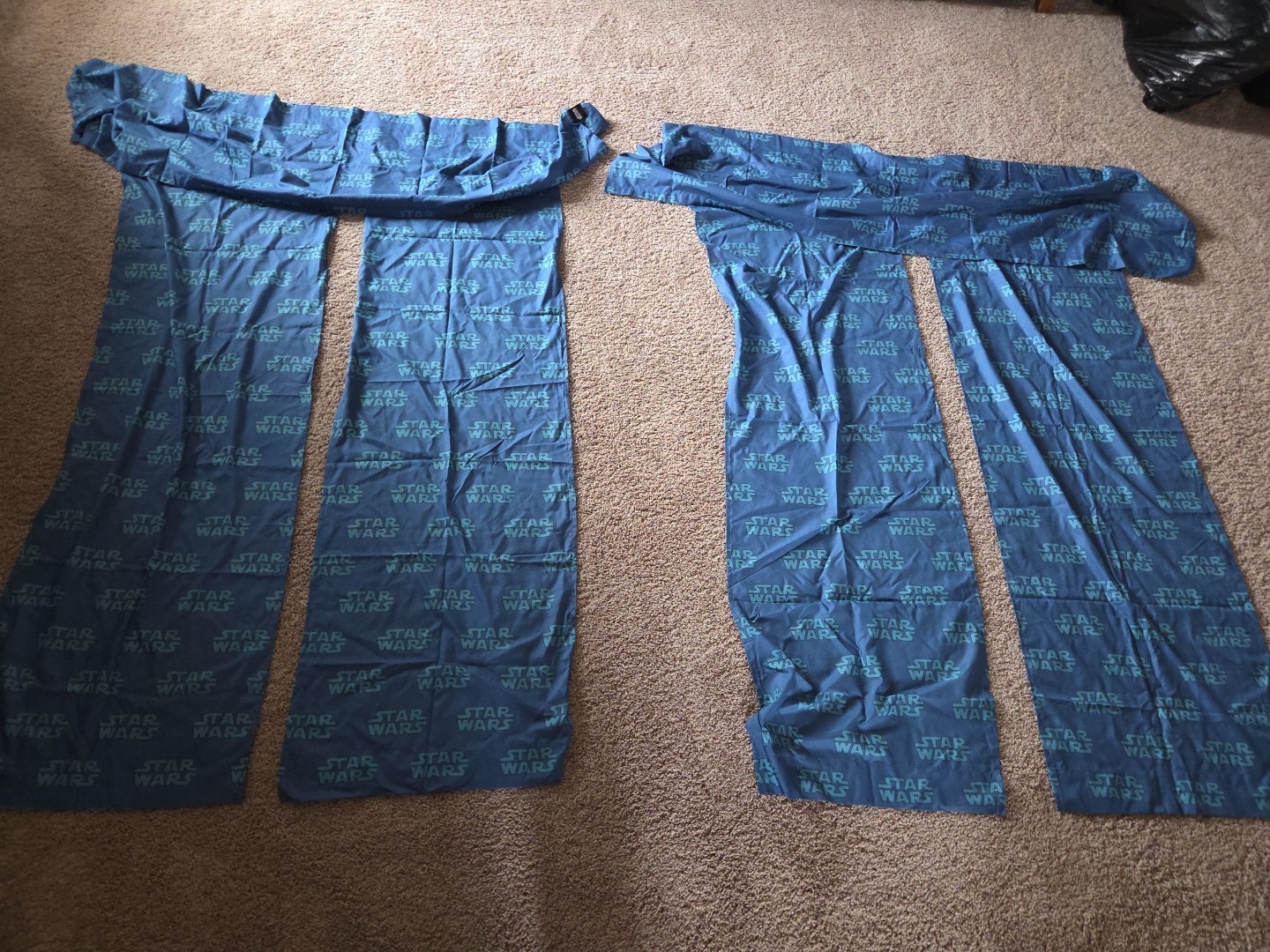 Juego de 2 cortinas colgantes de varilla de doble panel Star Wars con valencia de Kohls