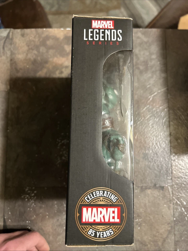 Figura de acción Marvel Legends 85 aniversario 6IN Skaar 2024 Hasbro Foto 2 de 4