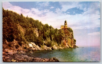 Postcard Split Rock Lighthouse, North Shore of Lake Superior Minnesota L3