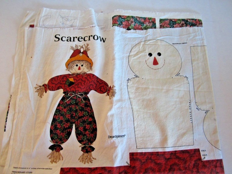 VIP CRANSTON DREAMSPINNERS SCARECROW DOLL FALL COTTON FABRIC PANEL