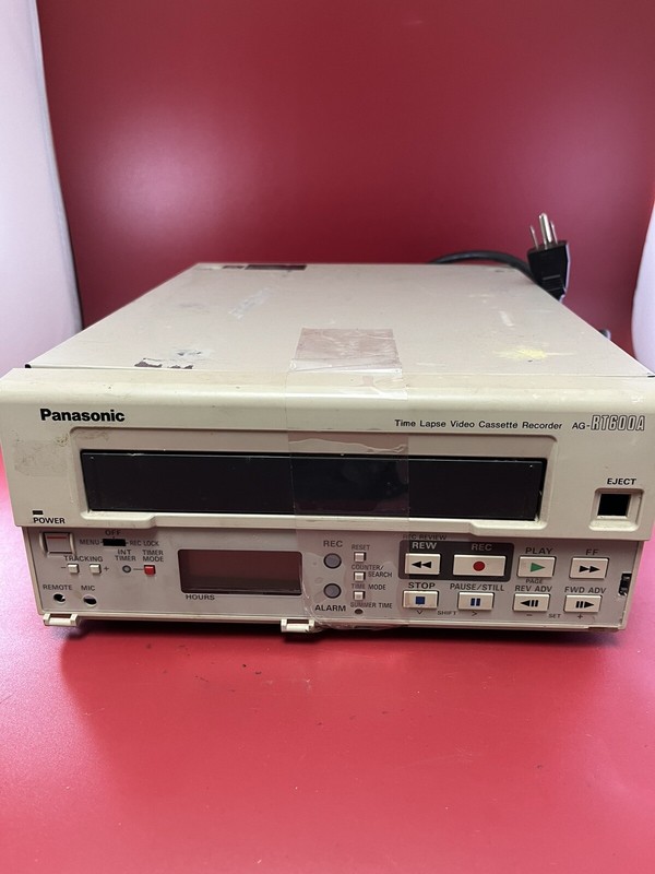 PANASONIC AG-RT600A TIME LAPSE VIDEO CASSETTE RECORDER