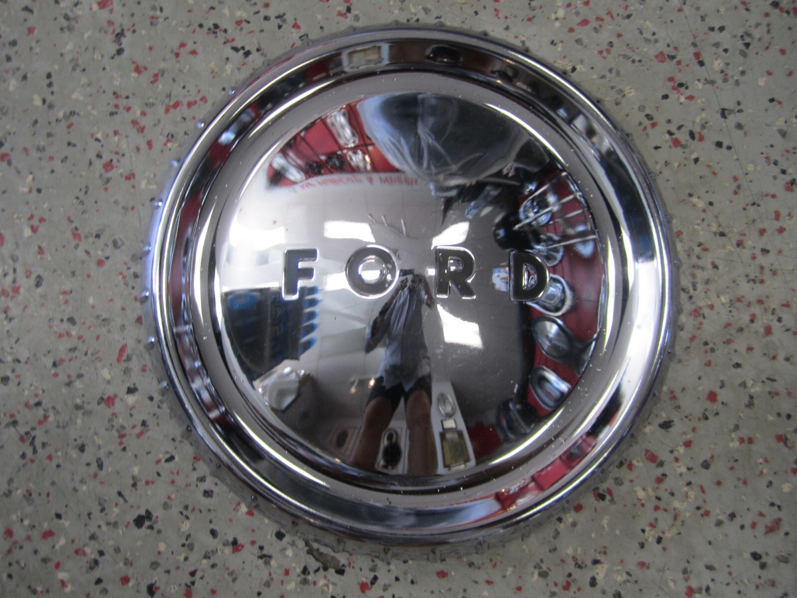 Set(4) Rare Vintage Ford 1960's Dog Dish Poverty Hubcaps No Numbers On