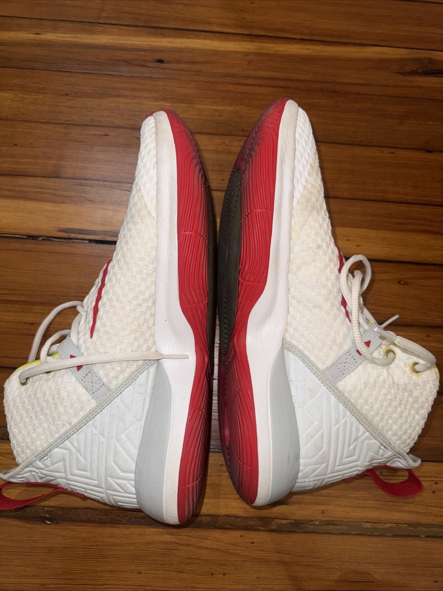 Size 13 - Nike Zoom Rize White - BQ5467-100 View 6