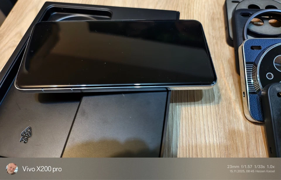 VIVO X200 pro 16/512 GB CN Vers./ deutsch/ 6000 mAh/ weiß, wie neu - Bild 3 von 4