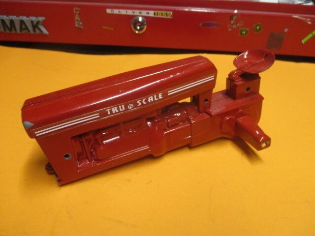 1/16 original tractor part Tru Scale 401 late 560 body casting custom project - Image 2 of 4