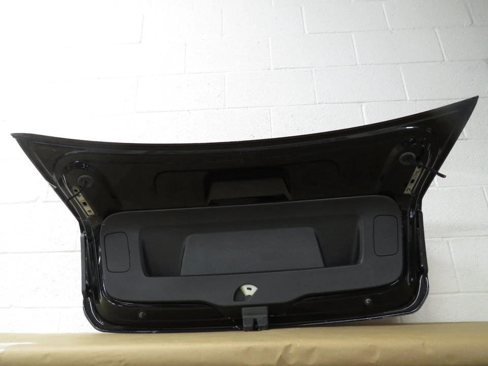 2012-2015 VOLKSWAGEN PASSAT TSI REAR TRUNK LID W/O CAMERA COMPLETE (OEM) Foto 2 de 4
