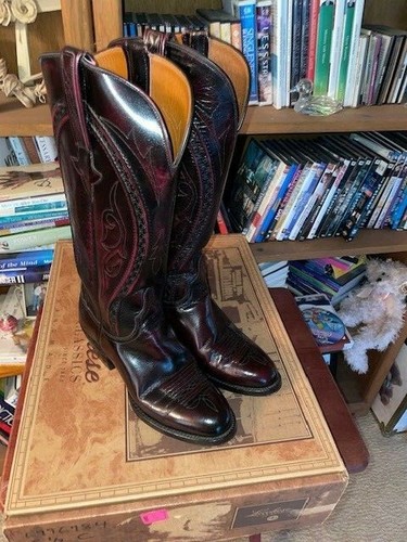 CLEARANCE Lucchese CLASSIC boots L7967 