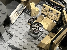 LEGO Star Wars: Millennium Falcon (75105)