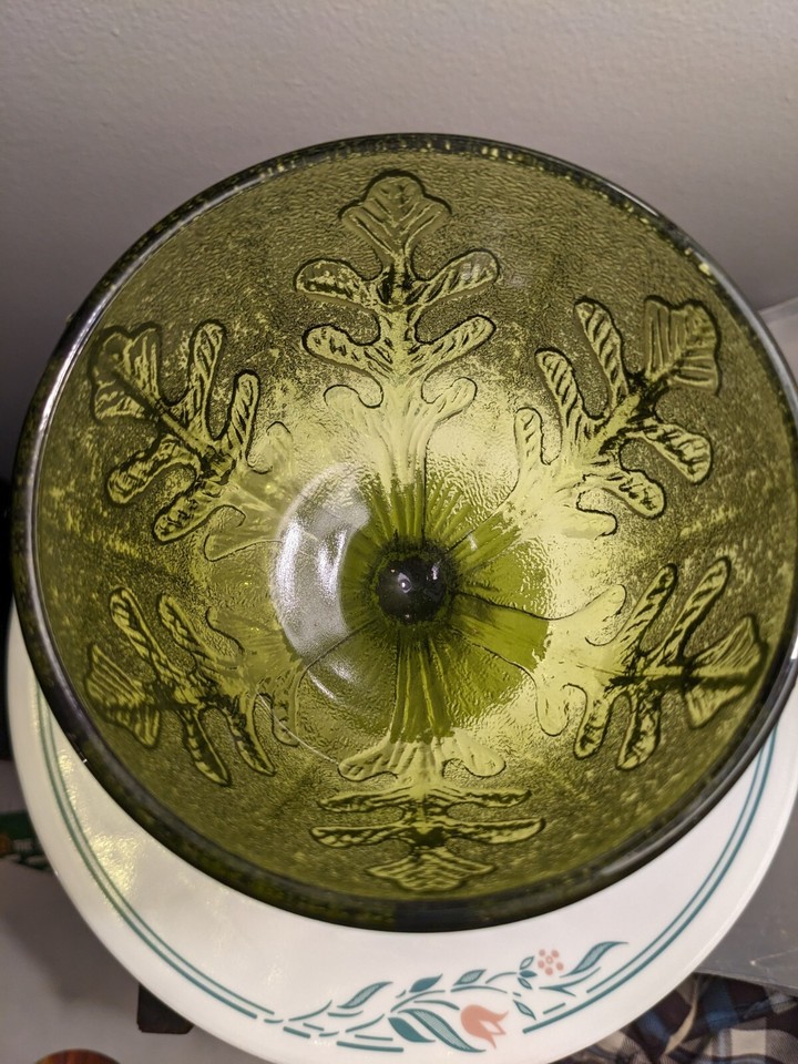 FTD 1975 Avocado Green Stemmed Goblet/Candy Dish w/ Embossed Oak Leaf