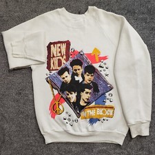 Vintage New Kids On The Block Sweatshirt Size M NKOTB 1990 Concert Tour White