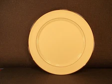 Mikasa Dinnerware Rochelle A4-172 Pattern Dinner Plate 10 1/2" 