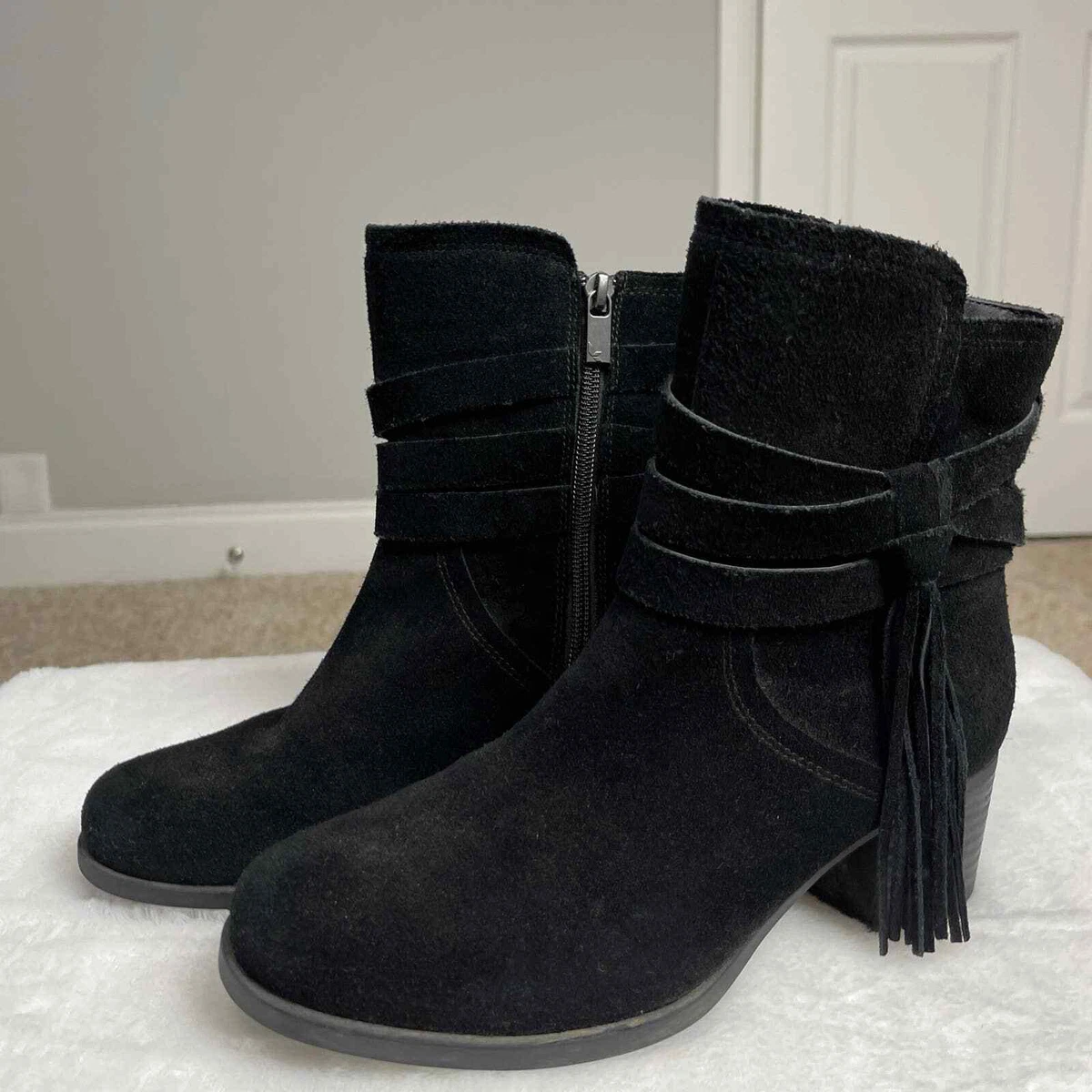Koolaburra by UGG Kenz Black Suede Ankle Boots Women s Size