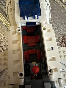 LEGO DC Comics Super Heroes Darkseid Invasion Set 76028 (no minifigures).