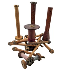 VTG Wood Spools Spindles Bobbins Industrial Textiles Rustic Americana Lot of 17
